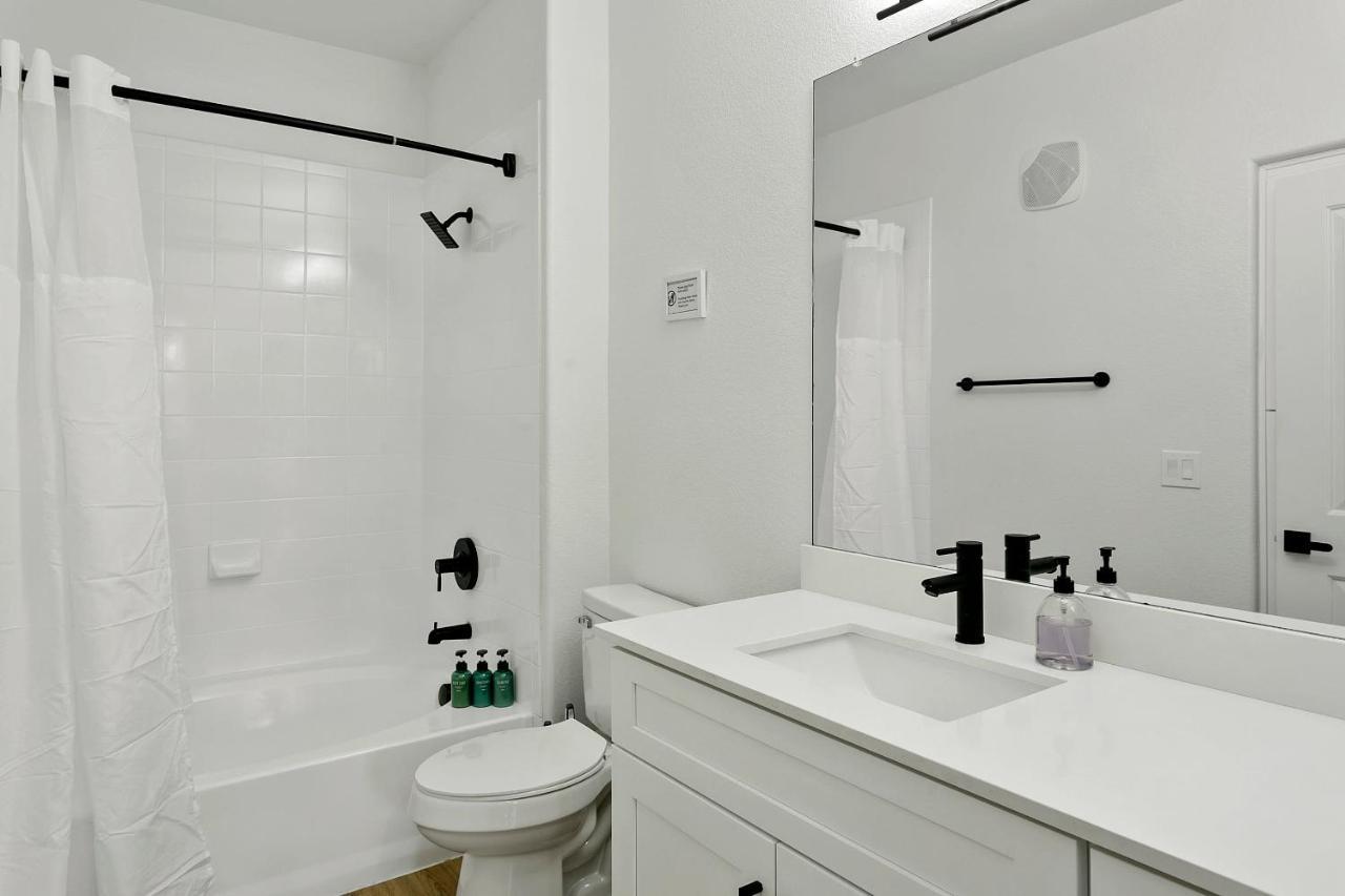 Cozysuites Glendale By The Stadium With Pool 10 Εξωτερικό φωτογραφία